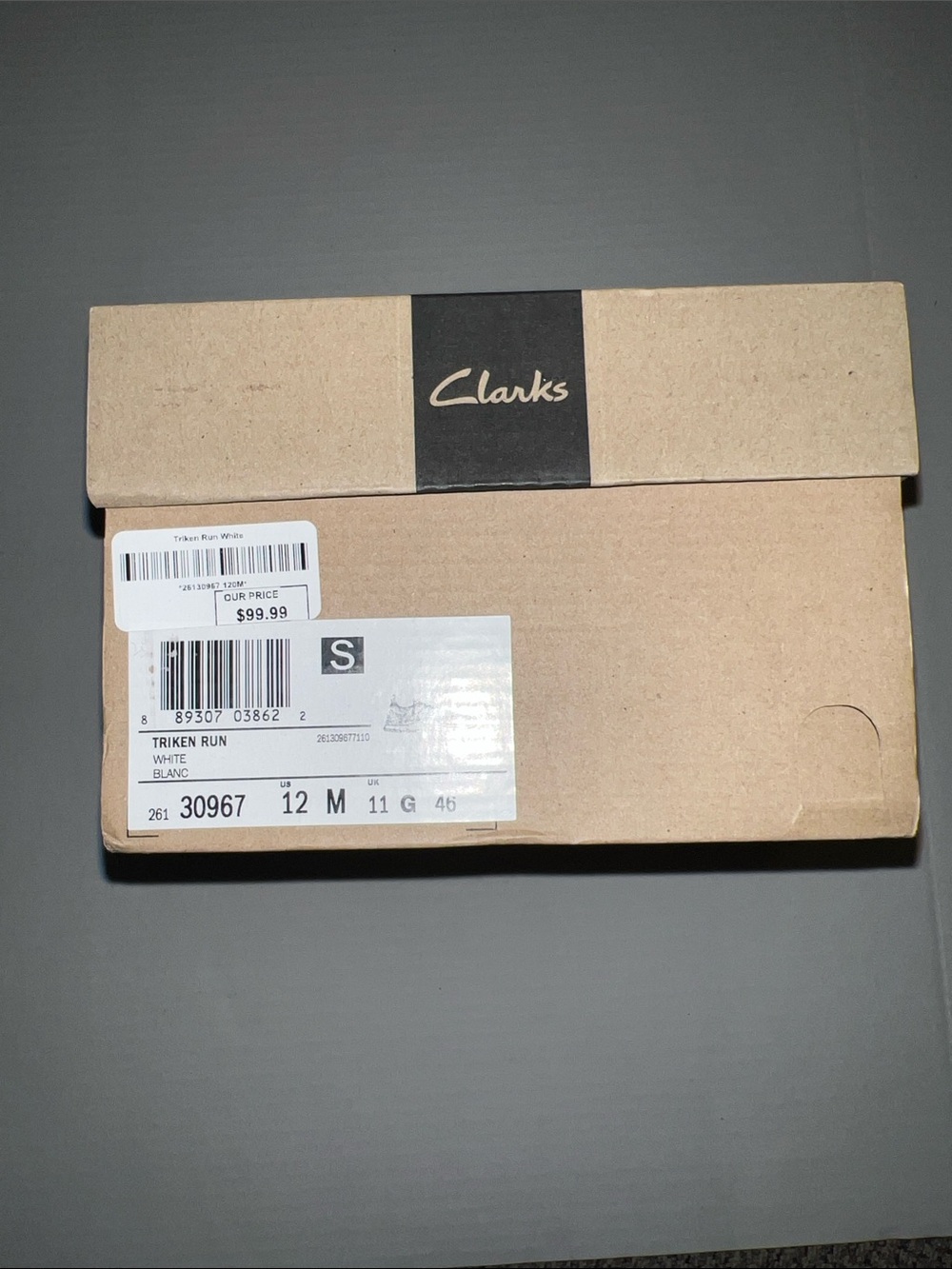 Clarks Men’s White Knit Lace-Up Sneaker with Black Sole - Picture 8 of 8